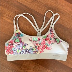 Sketchers Sports Bra